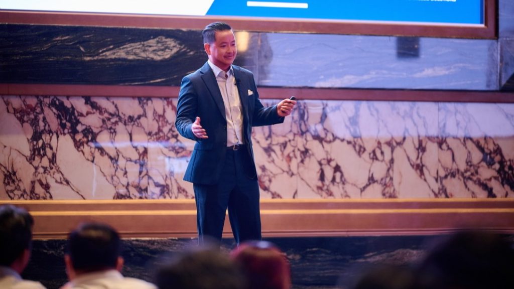 Aung Kaung Hein, Founder and CEO of CYNEXIX, delivering the keynote presentation.